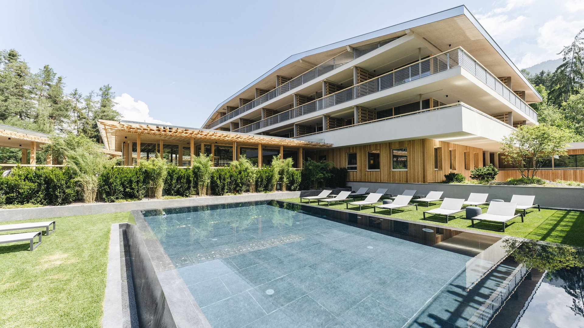 Naturhotel in Südtirol. Luxus für die Seele.